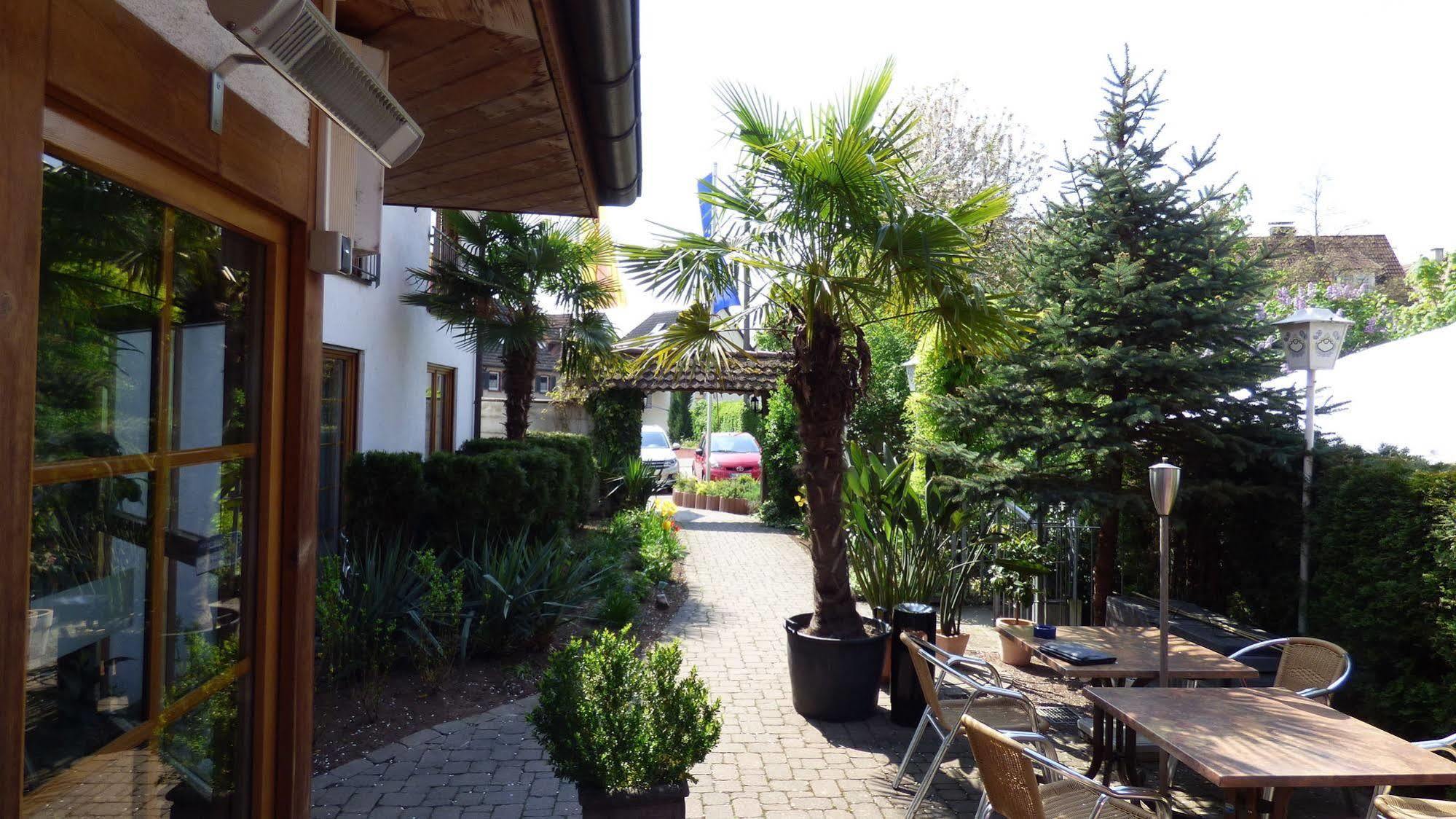Hotel Blume Freiburg im Breisgau Buitenkant foto